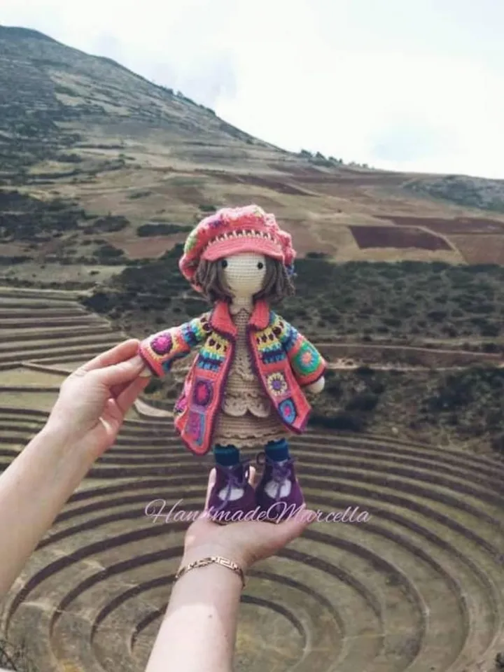 Zoey Doll β Hippie Amigurumi Doll 32 cm β Articulated Crochet Doll β Handmade Cotton Collectible β Boho Gift β By HandmadeMarcella