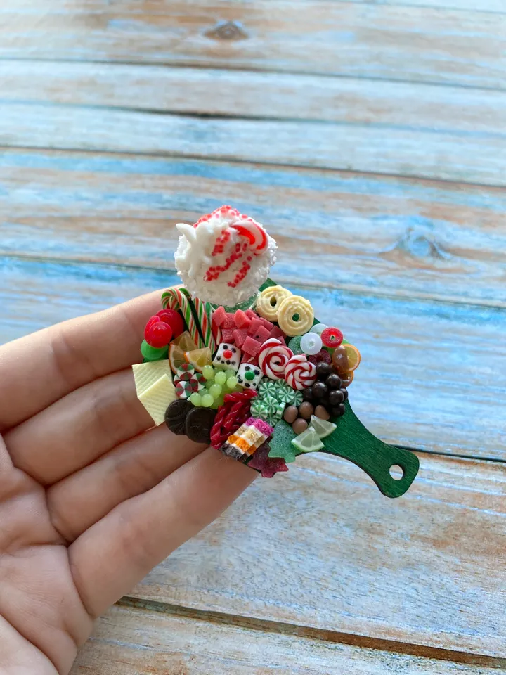 Miniature Charcuterie DollHouse Board Christmas Souvenir with Ice Cream