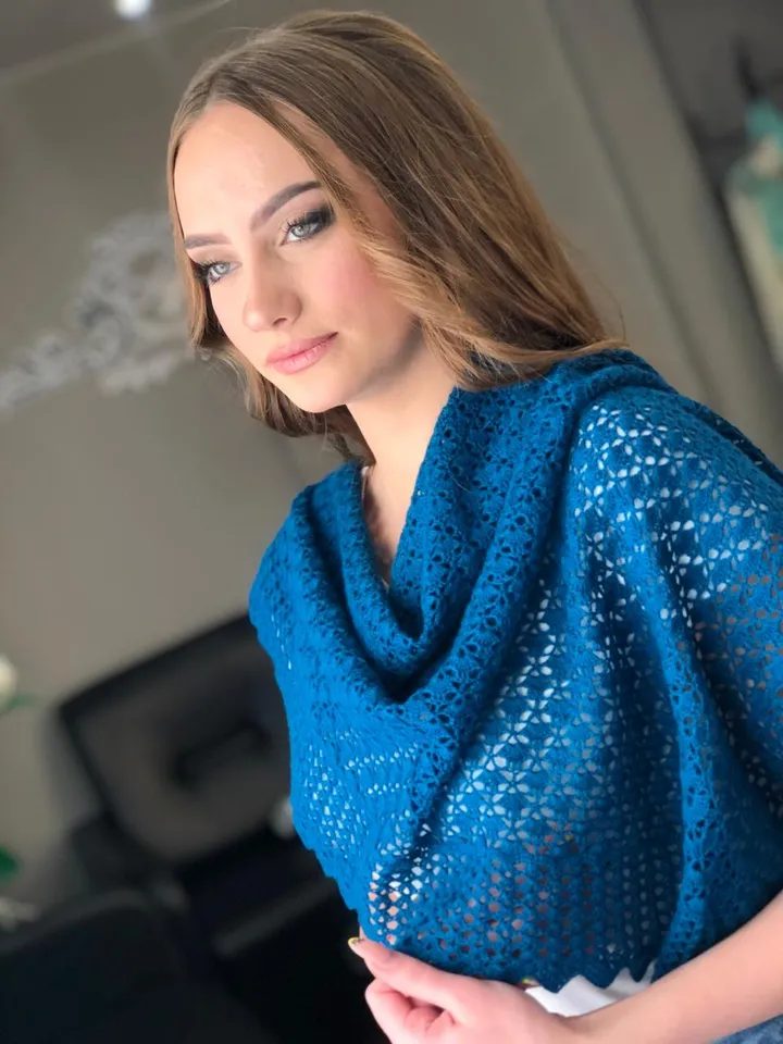 Navy blue bridal cape handmade, 30th birthday gift for women, lace bridal shrug, mother in law gift, merino wool shawl
