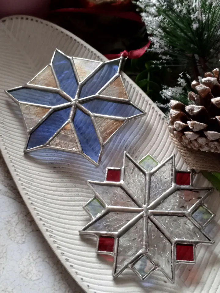 Set of 2 snowflake suncatchers christmas ornaments, simple stained glass Christmas decorations, Xmas tree star toy