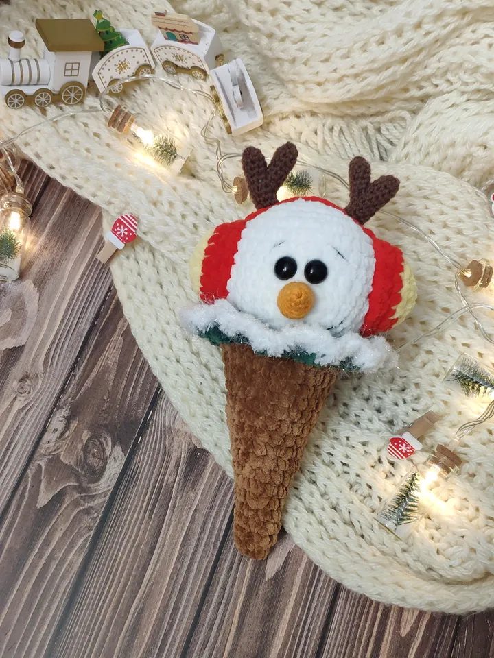 Ice Cream christmas Snowman crochet pattern