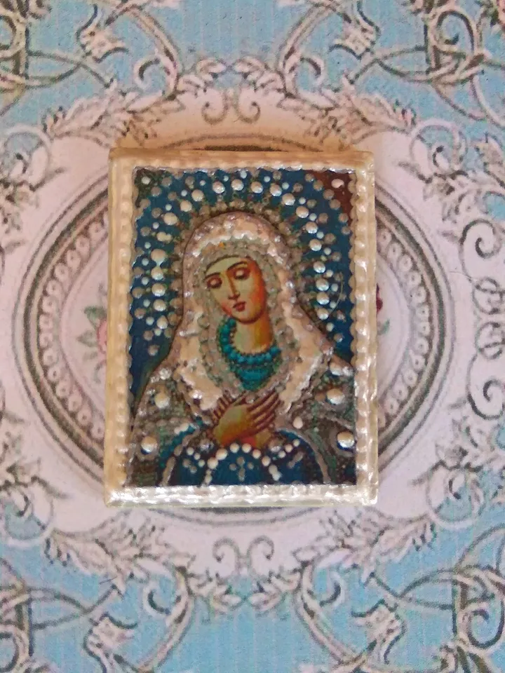 Miniature icon. Christmas.1:12 scale.Dollhouse miniature. Christmas. 1:12.Handmade.