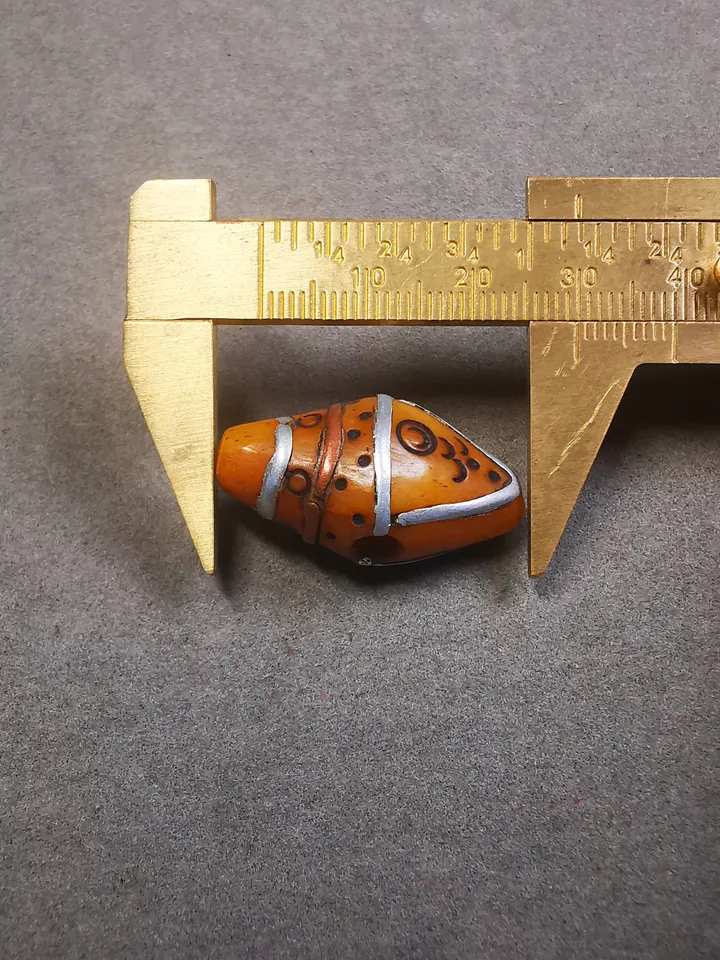 Gandhanra Bone Carved Tibetan Niang La Tsa Tsa Statue,Stupa Amulet,Pagoda Pendant