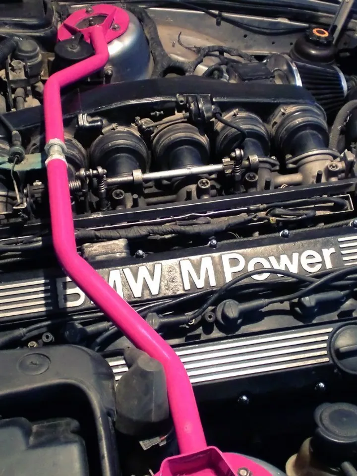 RTP Front tower Bar universal type engine for BMW e34 brace