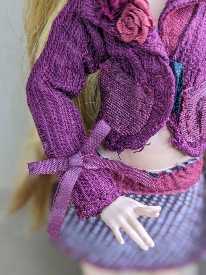Red vine jacket & skirt for 10.5-inch female dolls (MH, EAH)