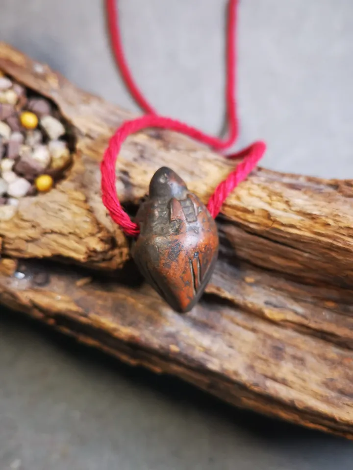 Gandhanra Old Tibetan Niang La Tsa Tsa Statue Amulet , Small Stupa,Pagoda Pendant,50 Years Old