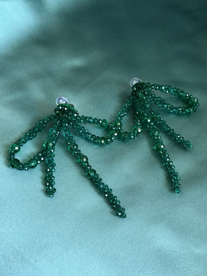 Bow bead-embellished Earrings
