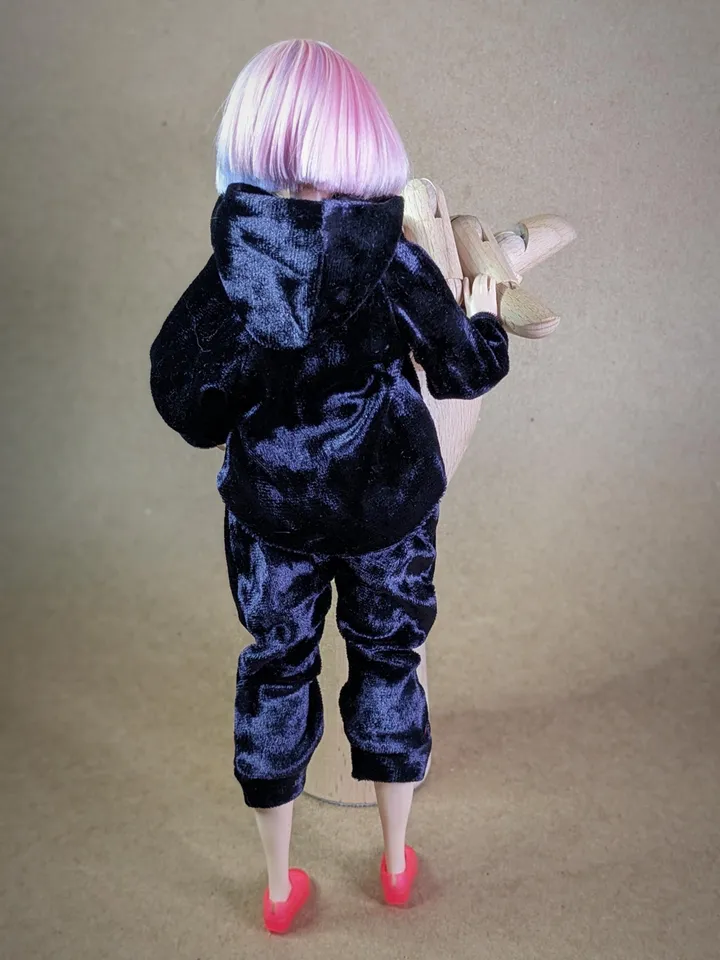 Handmade casual purple velvet two-piece set (hoodie and pants) for 1/6 scale fashion female dolls