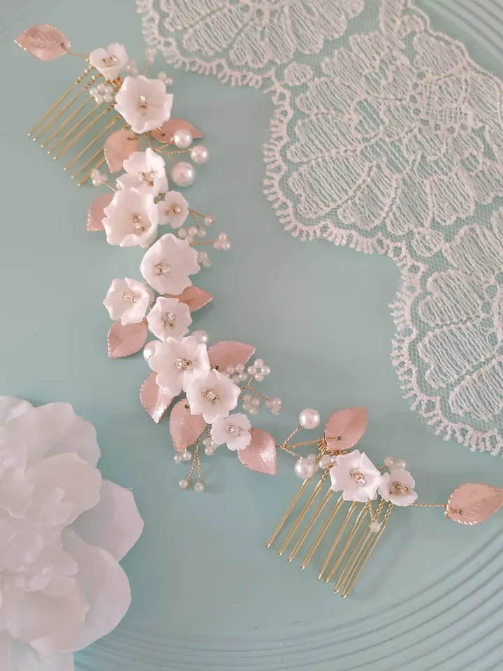 Delicate Floral Bridal Hair Comb, Floral Hair Piece in Pale Gold, Porcelain Flower Bridal headpiece, Wedding Headpiece for Boho Weddings,