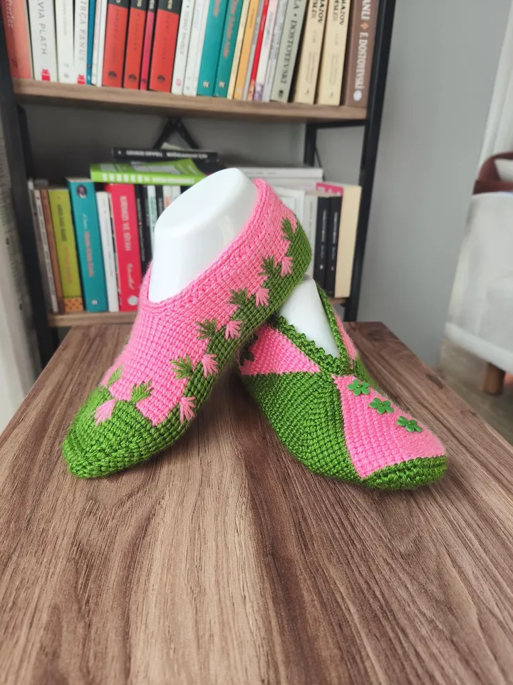 Handcrafted Tunisian Crochet Booties - Personalized Women Shoes