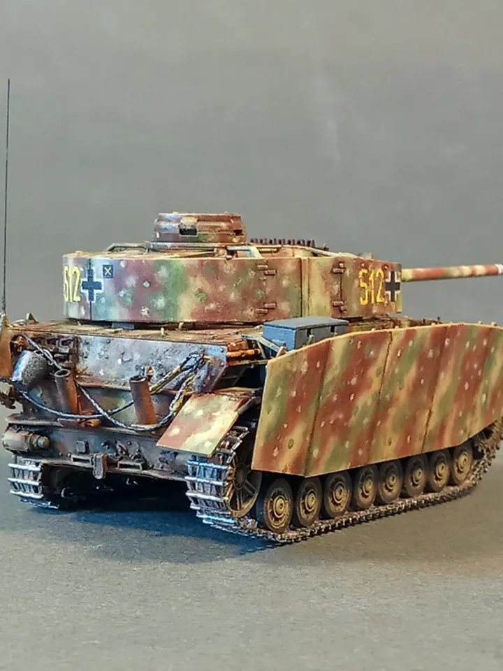 Pro Built model Panzer IV Ausf.J 31 Pz.Reg., 1/72 scale