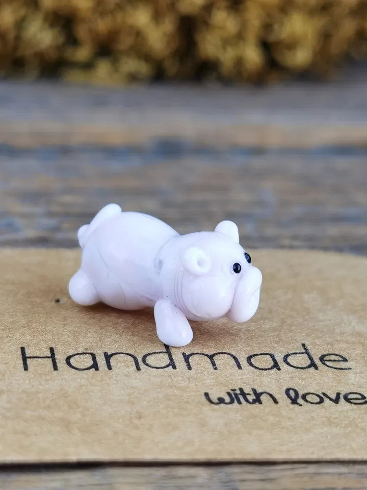 Pig figurine miniature pig Tiny pig glass pig Tiny figurine Miniature animals Santa hat figurine miniature Christmas figurine Glass figurine