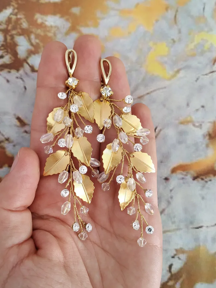 Swarovski Crystal Wedding Earrings Statement Leaf Floral Bridal Earrings Gold Bohemian Jewelry Long Boho Earrings Chandelier Bridal Earrings