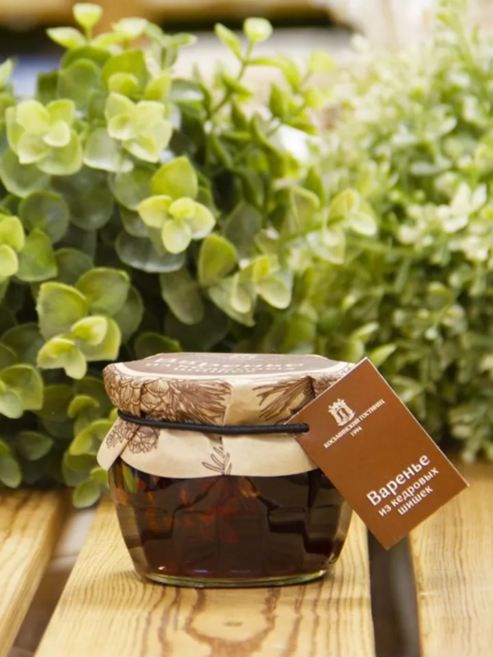 Jam from Cedar Cones, 160gr.