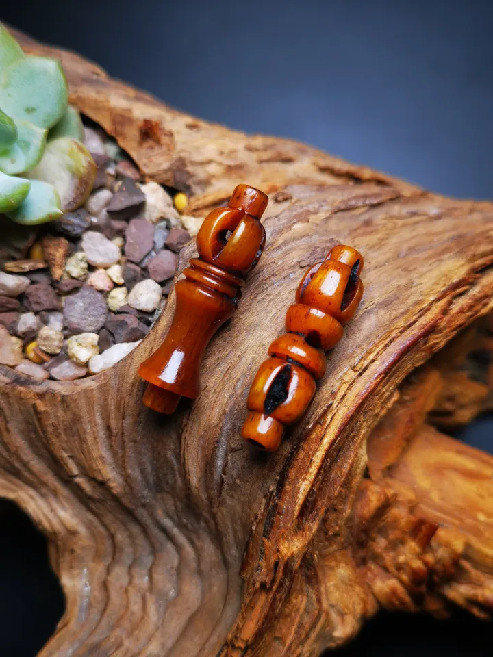 Gandhanra Hand Carved Tibetan Yak Bone Amulet, Vajra and Kila(Dorje Phurba) Pendant Mala,Prayer Beads