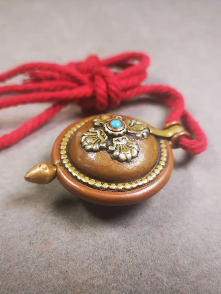 Gandhanra Acient Gau Ghau Shrine, Unique Round Tibetan Buddhist Altar Amulet Pendant