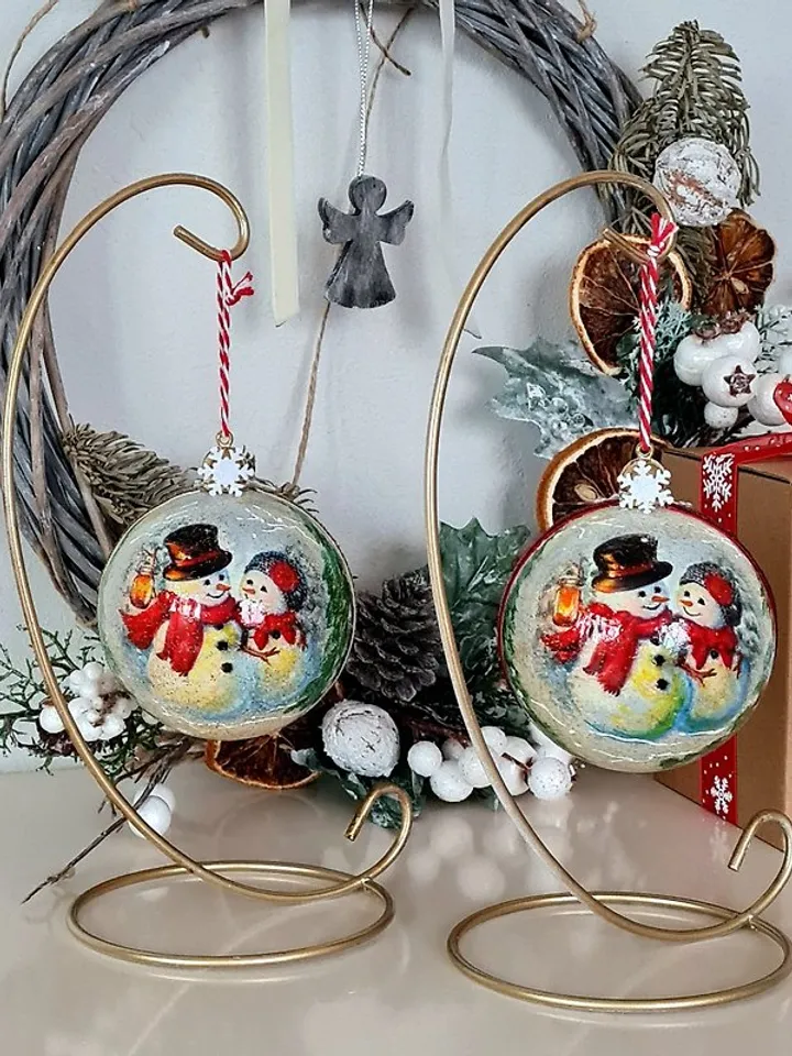 Handmade Christmas gifts Couple of snowmen in love Christmas decoration ornament