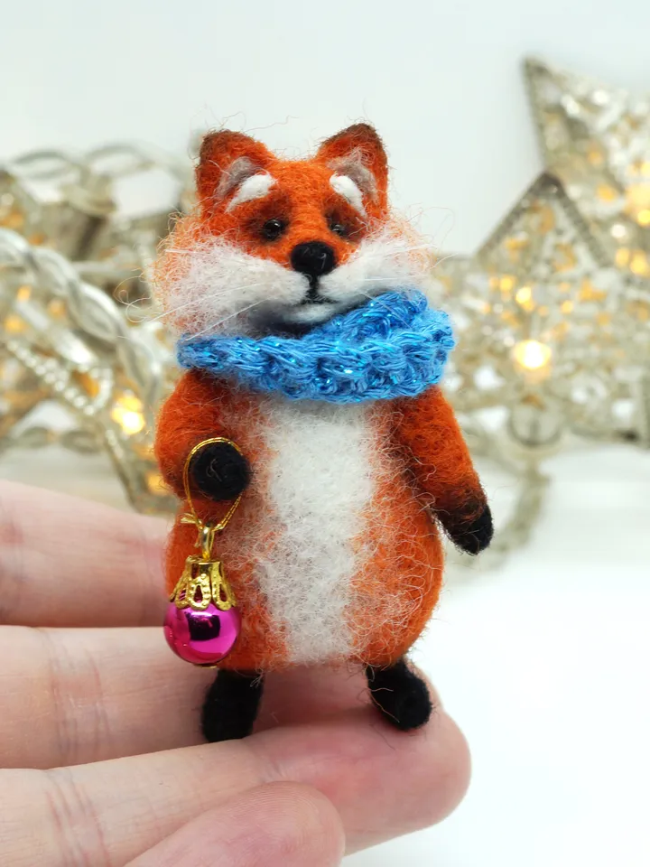 Rooney the fox, miniature needle felted animal, gift for Christmas, made to order