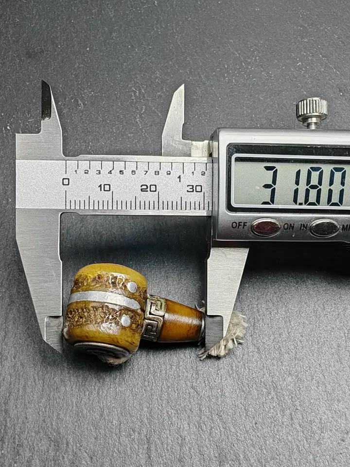 Gandhanra Tibetan Yak Bone Carved Guru Bead,T-drilled 3-Hole Connector Bead for Prayer Bead,Mala Accessories
