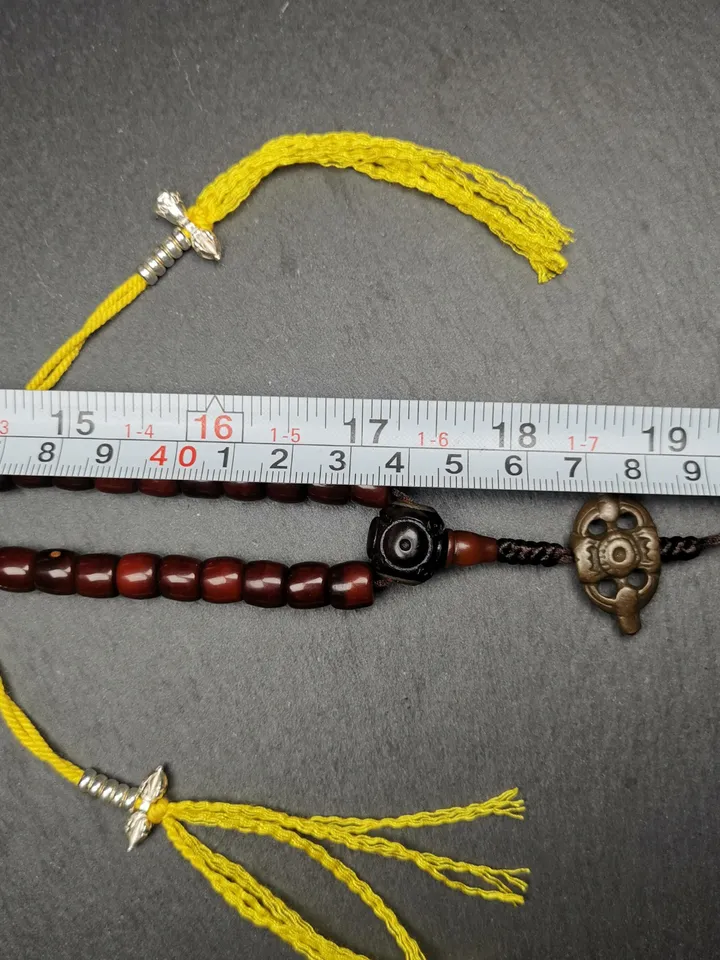 Gandhanra Handmade Tibetan Rosary, 8mm 108 Yak Bone Carved Mala Necklace,Prayer Beads for Meditation,Circumference 88cm