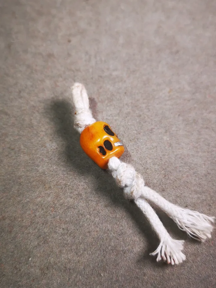 Gandhanra Tibetan Yak Bone Carved Skull Bead Amulet Pendant for Mala,Prayer Beads,Keychain
