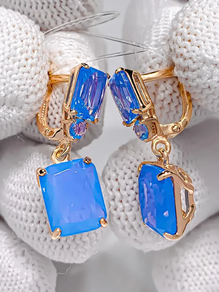 Earrings jewelry Silver gold plated 925 assay value with agate and blue cubic zirconia
