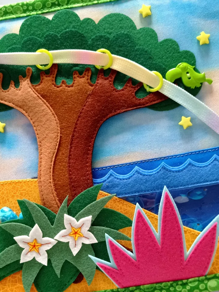 felt gaming tablet for children about the life history of different types of dinosaurs