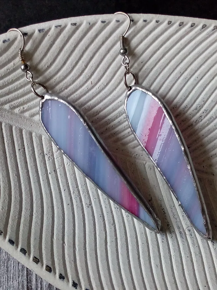 Dangle earrings, violet earring, glass earrings, simple stained glass, long earrings, kawaii earrings, petals