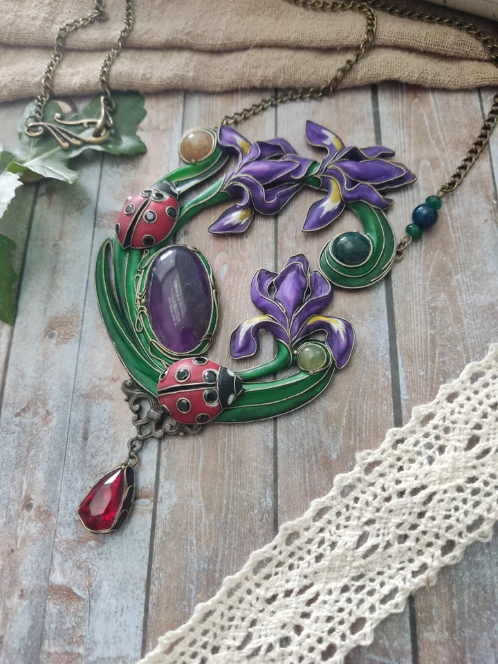 Japanese Iris, Fringed Iris Necklace, Shaga Flower, Ladybugs necklace