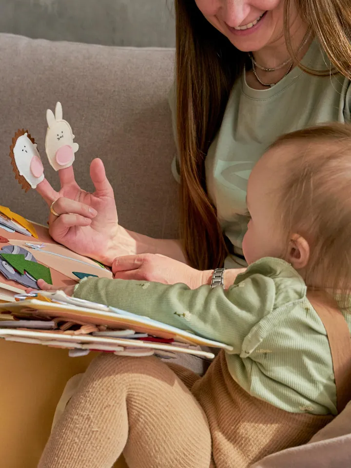 Quiet book baby, felt activity book for toddlers, Montessori busy book, soft sensory book, baptism baby gift, interactive soft book