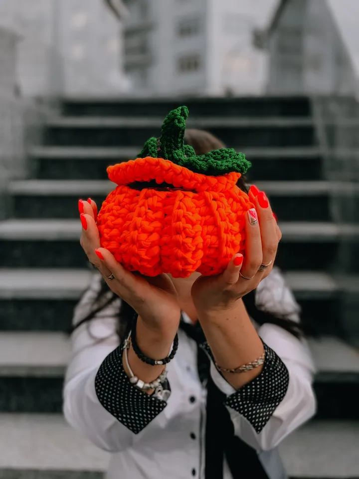 Crochet basket pumpkin Halloween Thanksgiving, PDF pattern, digital instant download