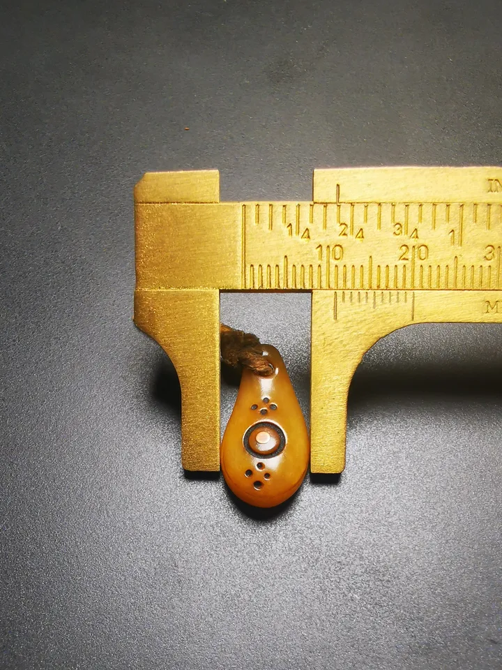 Gandhanra Tibetan Yak Bone Carved Bead Counter Pendant,Mani Jewel Amulet for Mala,Prayer Beads