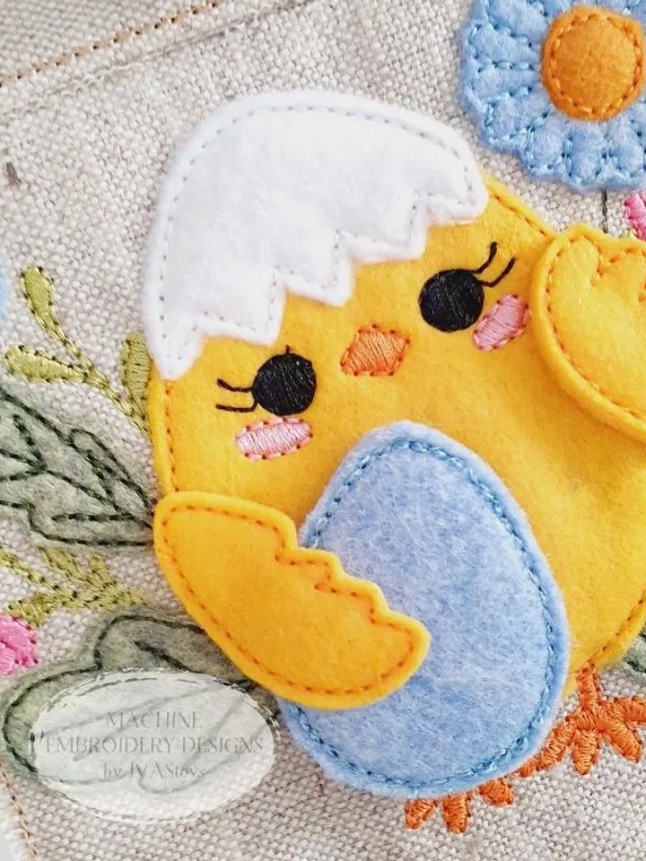 ITH Easter Chick in Egg Banner Embroidery Design Set, Spring Felt Garland Applique Pattern, 5x7 Hoop File
