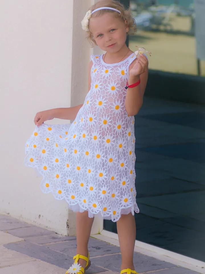 Floral Crochet Dress Pattern – Chamomile Dress for Girls