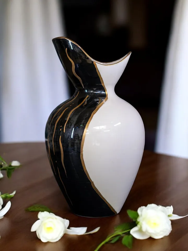 Black and White Vase For Flowers with Gold Accents – 28 cm | Modern and Elegant Design  Decorative Vase, Home Decor