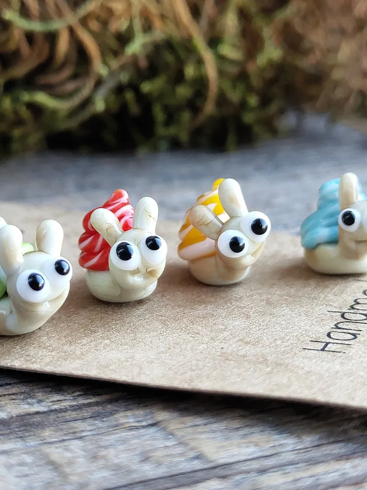 MINIATURE ANIMALS Snail figurine aquarium decoration Glass figurines