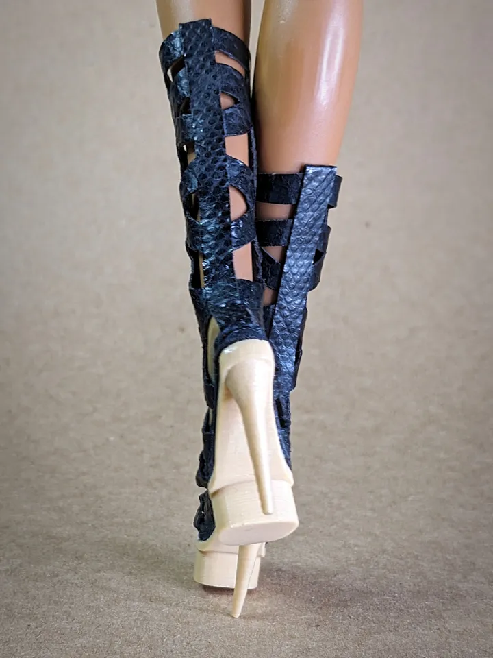 Handmade high heels shoes of genuine snakeskin for 16-inch Fashion Royalty doll (FR16)
