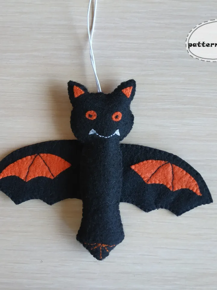 Halloween bat pattern, Halloween pattern, felt pattern, bat sewing pattern, bat ornament, felt bat pattern, Halloween décor, Halloween gift, Halloween plush bat, plush bat toy