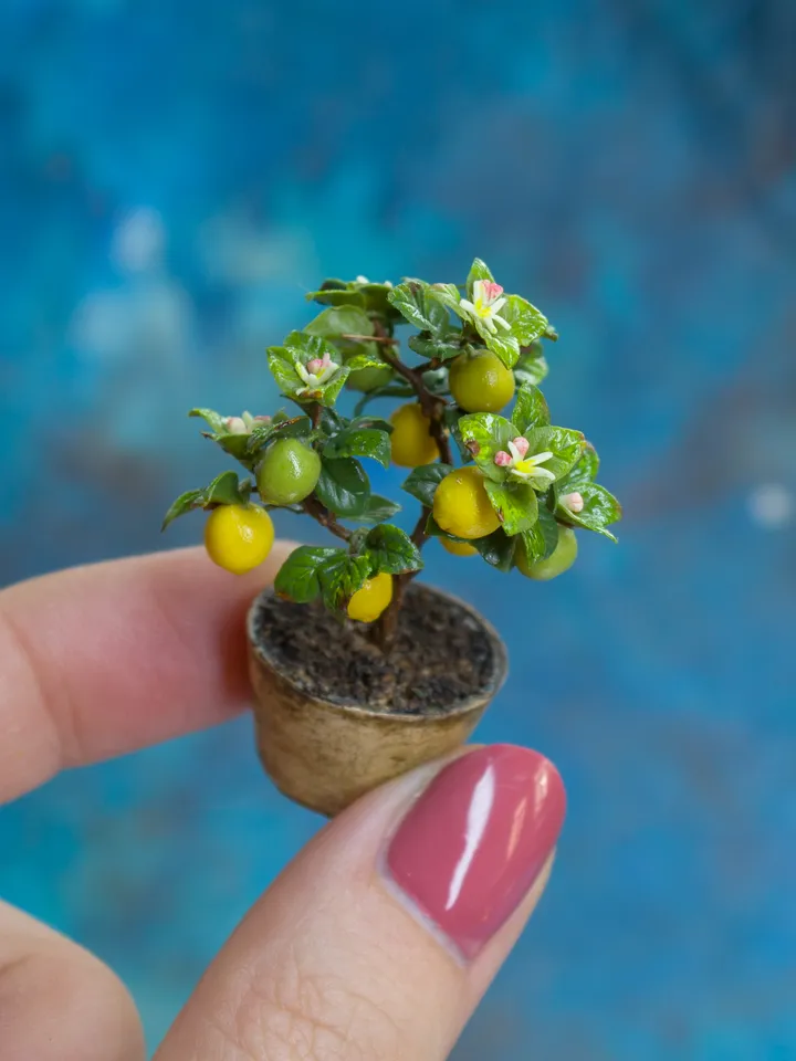 MINIATURE Lemon tree in a ceramic pot | Dollhouse miniatures