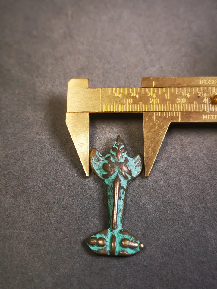 Gandhanra Handmade Tibetan Buddhist Amulet Garuda,Garula,Suparna,Golden-winged Bird Pendant,Made of Lima Brass,40 years old