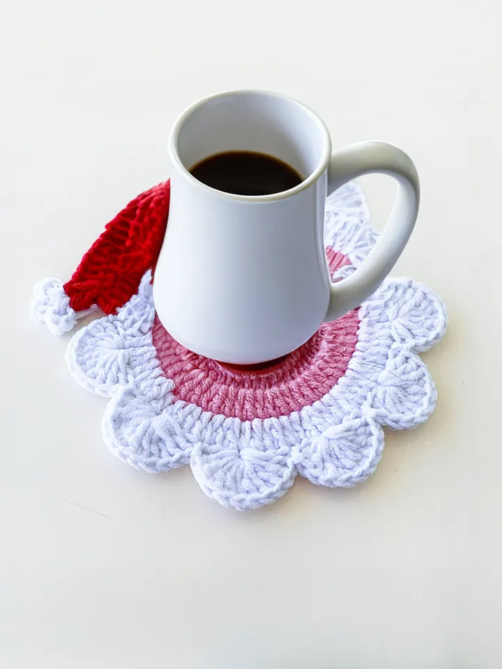 Crochet Santa Claus Coasters PDF Pattern, Adorable Christmas Decor for Home and Coffee Lovers, Perfect Housewarming Gift for a Cozy Holiday