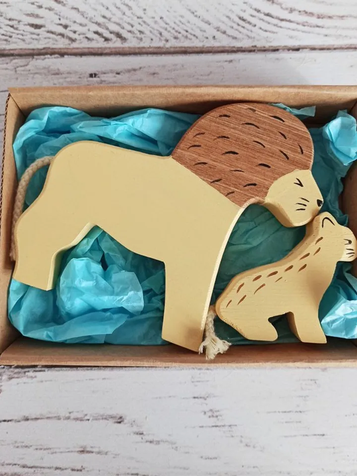Wooden safari animals,figures lion and lion cu , Montessori baby toys, first toy
