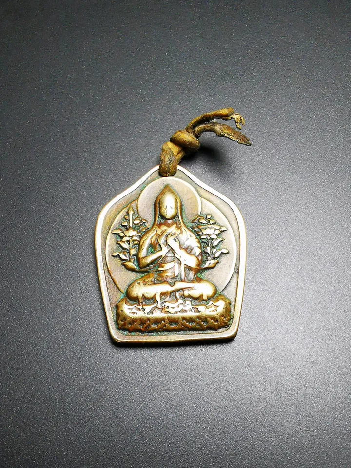 Gandhanra Antique Tibetan Buddhist Protective Pendant,Je Tsongkhapa Amulet,Losang Drakpa,Je Rinpoche,Made of Brass