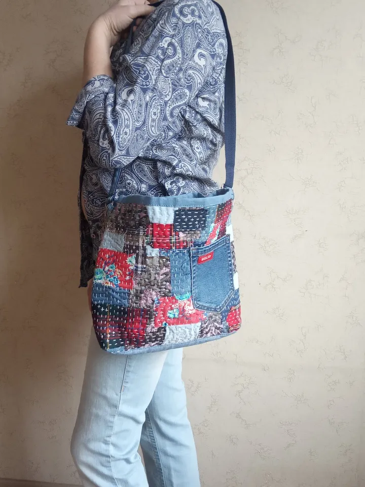 Pretty quilted handbag in the patchwork and boro style made of pieces of denim and cotton