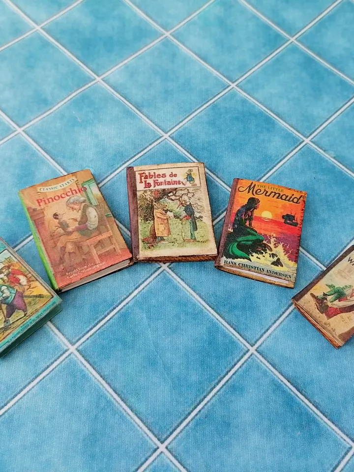 Dollhouse book set in 1:12 scale. Handmade.