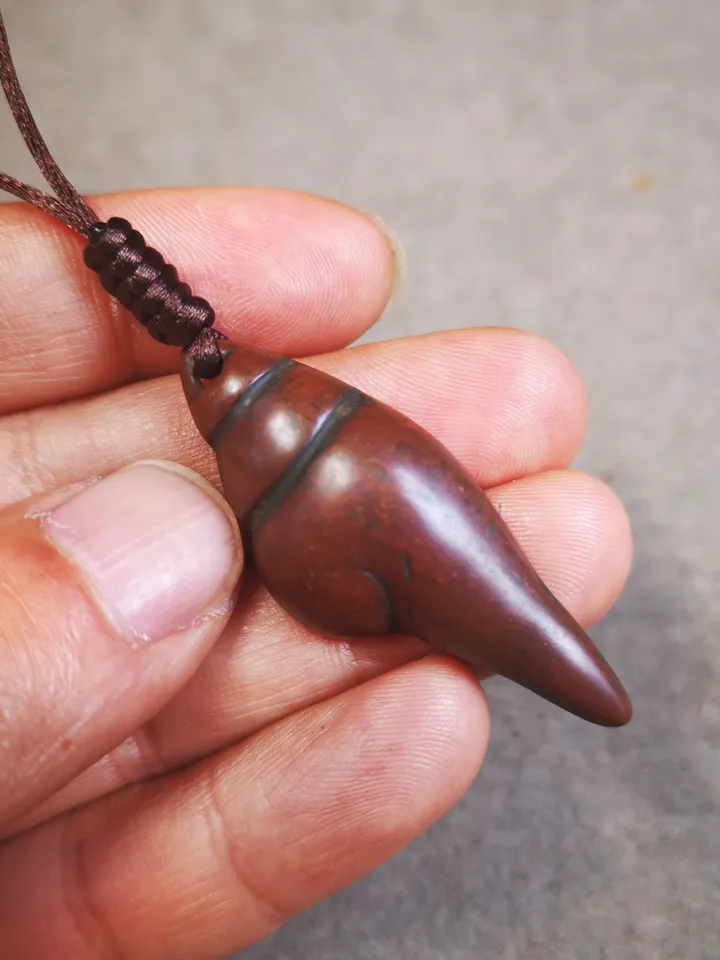 Gandhanra Acient Shankha(Divine Conch) Badge,Tibetan Buddhist Protective Amulet Pendant,Made of Lima Brass