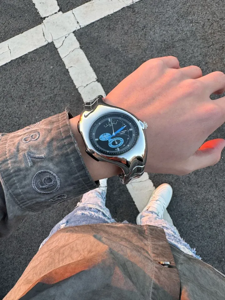 Nike Triax is a sports watch with an iconic design and a comfortable fit