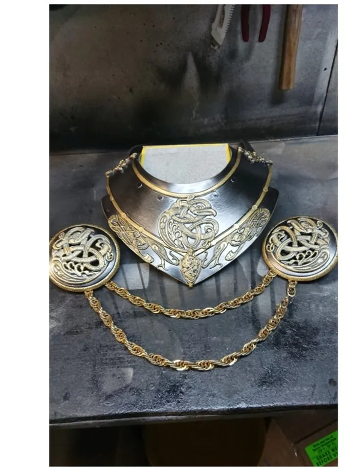 Vermintide - Warhammer - Necromunda - inspired - Brooches - for cloak - gorget -