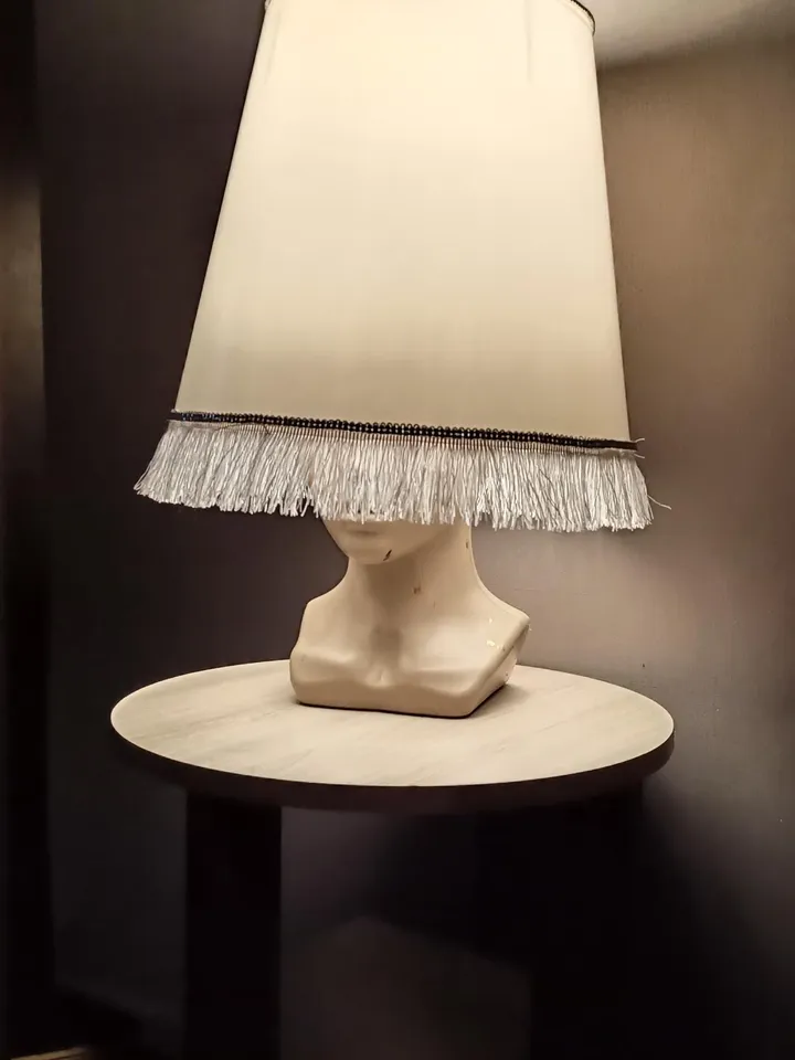 headdress floor lamp, headdress lamp, headdress, dance lamp, head floor lamp, accessory for the show