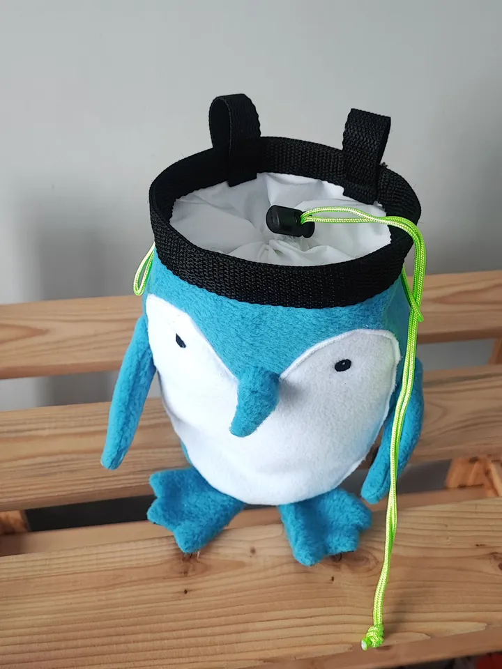 Chalk bag Penguin for rock climbing